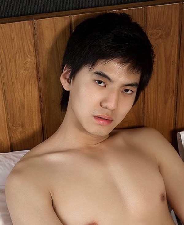 Загвар өмсөгч Б.Билгүйтэйгийн гэрэл зургийн цомгоос